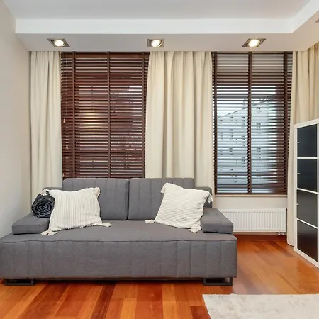 Luksusowy Apartament Z 3 Sypialniami I Parkingiem W Centrum Gdyni By Renters Gdynia